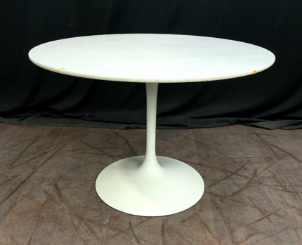 Meec Home Shop in Kenya high quality Knoll style dining table, Knoll style dining table, Knoll inspired dining table, Knoll inspired table, designer dining table, luxury dining table, premium dining table, modern dining table, contemporary dining table, mid century modern dining table, minimalist dining table, modernist dining table, stylish dining table, elegant dining table, sophisticated dining table, premium dining furniture, luxury dining furniture, designer dining furniture, Dining Table Nairobi, Dining Table Mombasa, Dining Table Kisumu, Dining Table Nakuru, Dining Table Eldoret, Dining Table Thika, Dining Table Kiambu, Dining Table Machakos, Dining Table Nyeri, Dining Table Meru, Dining Table Kakamega, Dining Table Kisii, Dining Table Kitale, Dining Table Malindi,